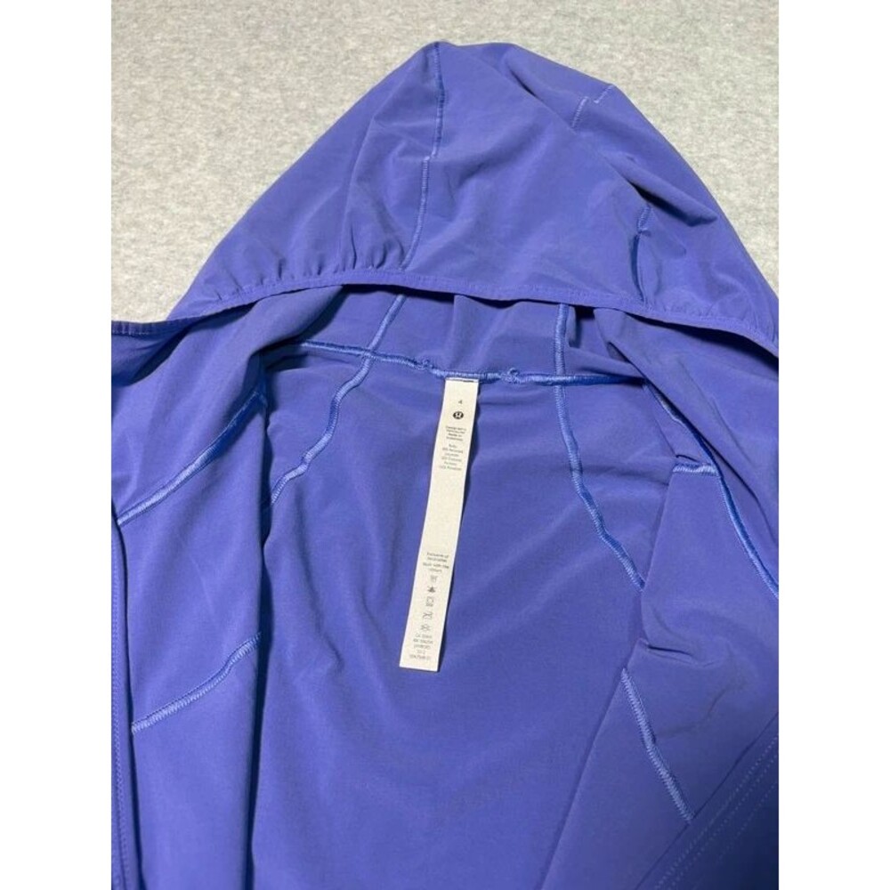 Lululemon women’s purple hooded define jacket (Size 4) - Picture 5 of 8